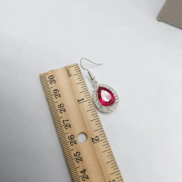 Clear Rhinestone Ruby Crystal Teardrop Pendant Necklace Earrings Ring Set - Picture 6 of 11